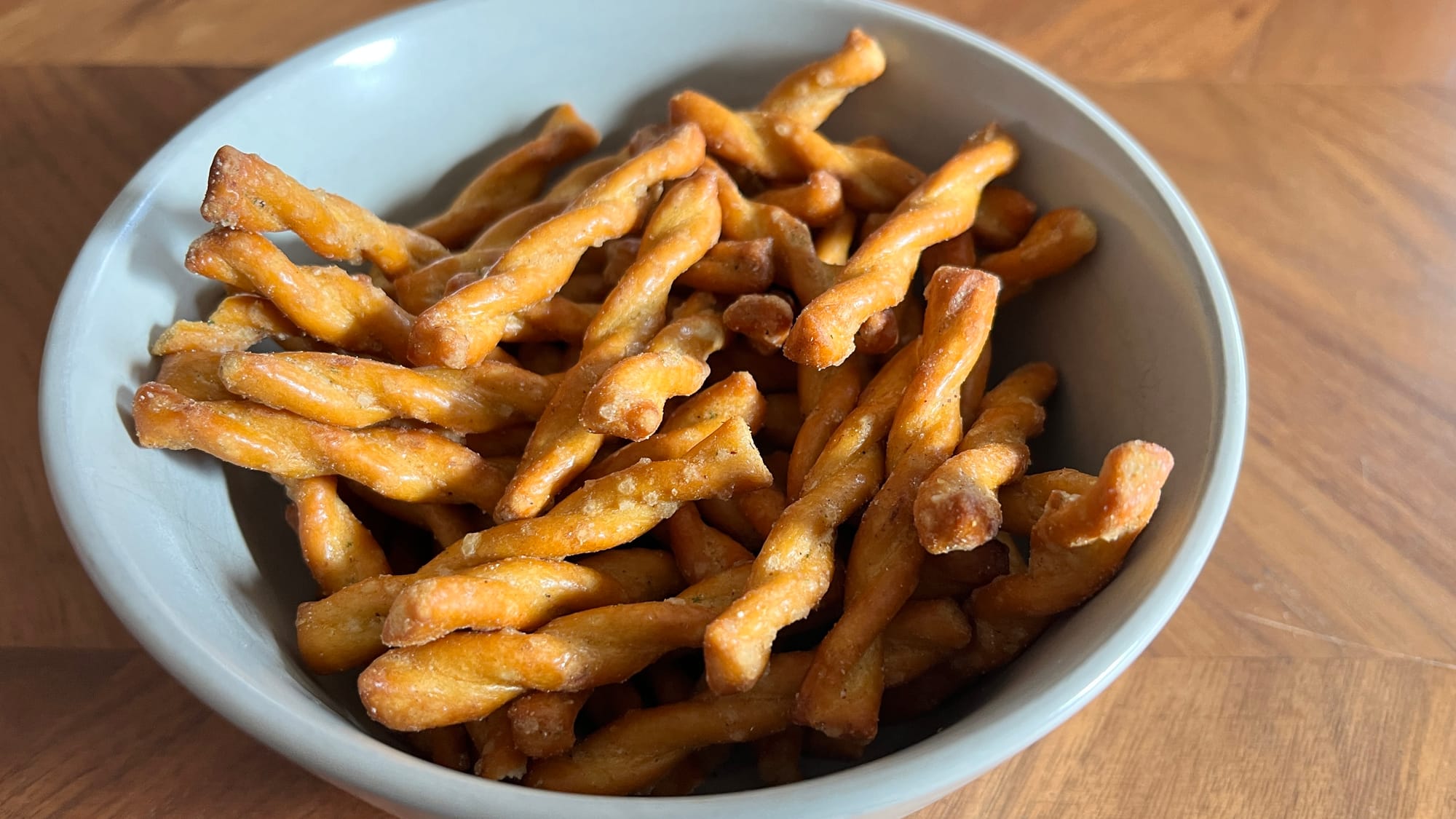 A bowl of the DOT'S PRETZELS